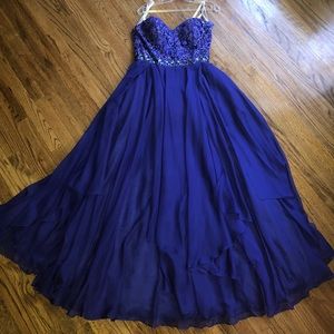 Sherri Hill prom dress